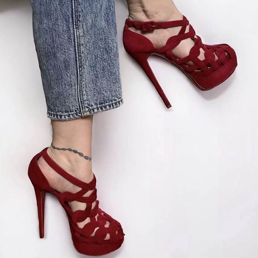 Christian Louboutin Women's Sz 37 Larissa Red Suede
Caged Pumps Heels